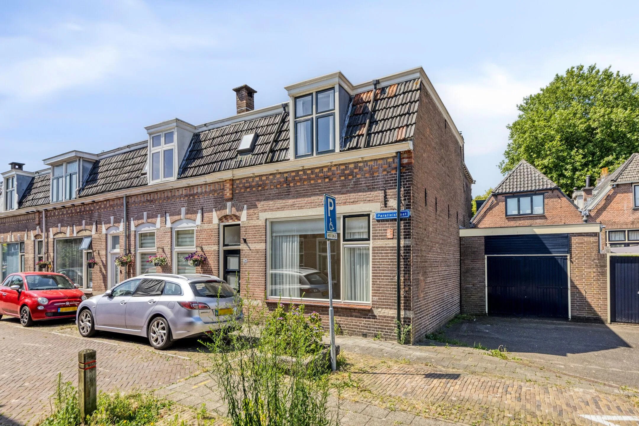 Hoekwoning Parallelstraat 28 in Kampen