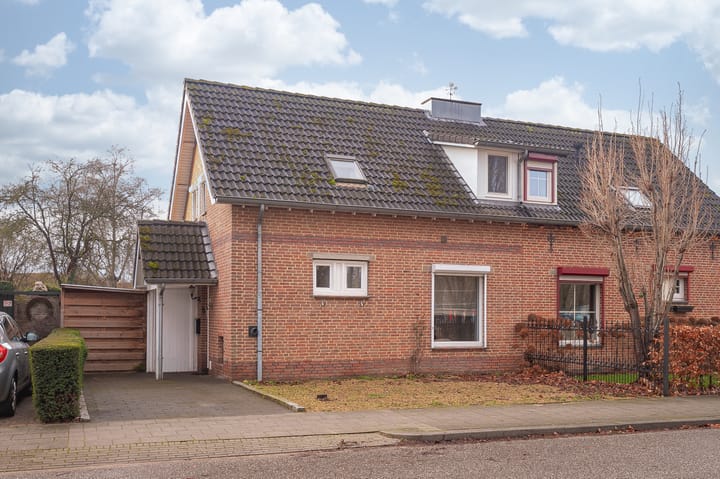 Halfvrijstaande woning Heisteeg 115 in Stein