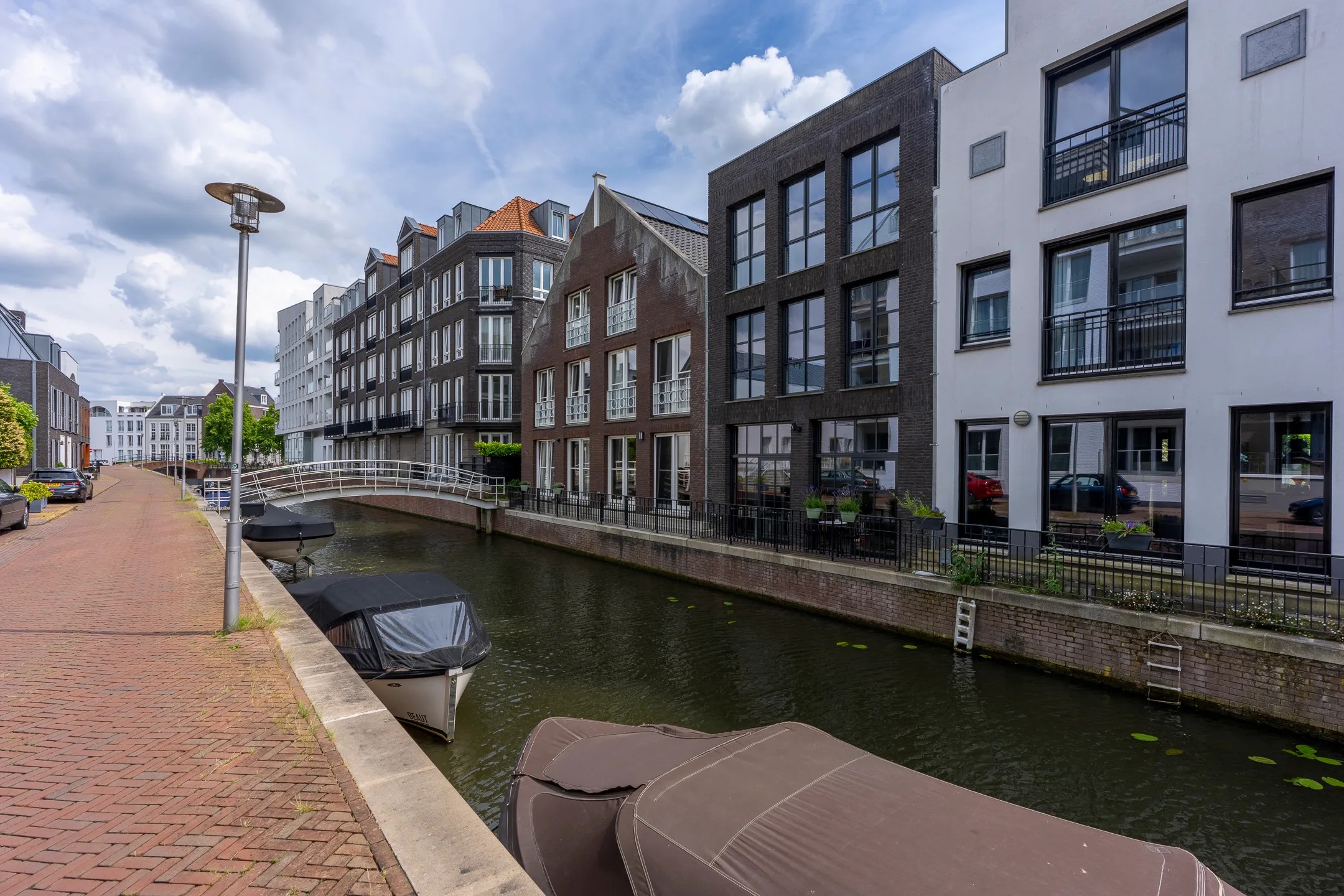 Tussenwoning Dr. R. van Lutterveltstraat 20 in Maarssen