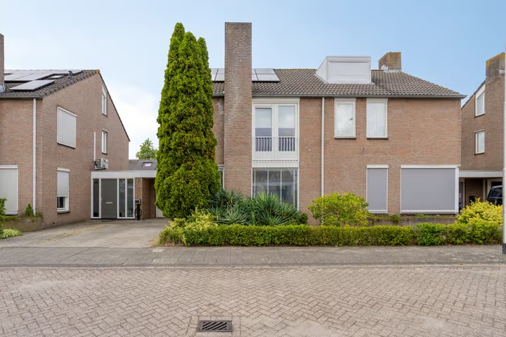 Geschakelde 2-onder-1-kapwoning Hoevelakenstraat 11 in Tilburg