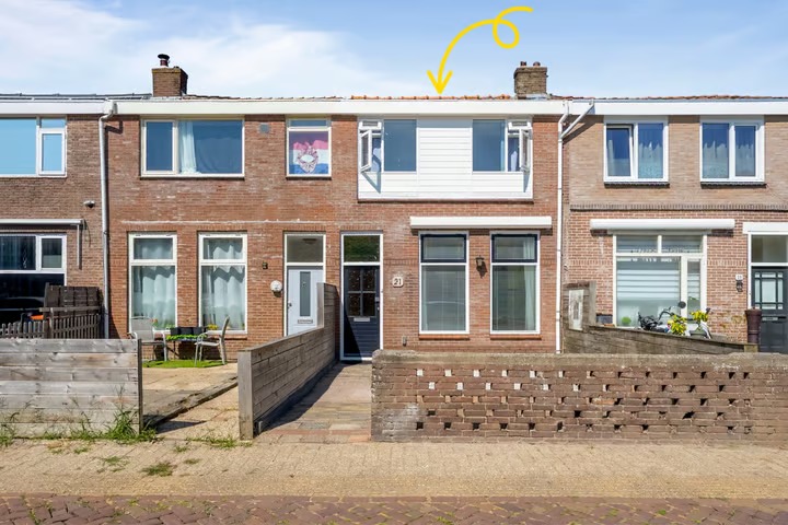 Tussenwoning Bloemstraat 21 in Den Helder