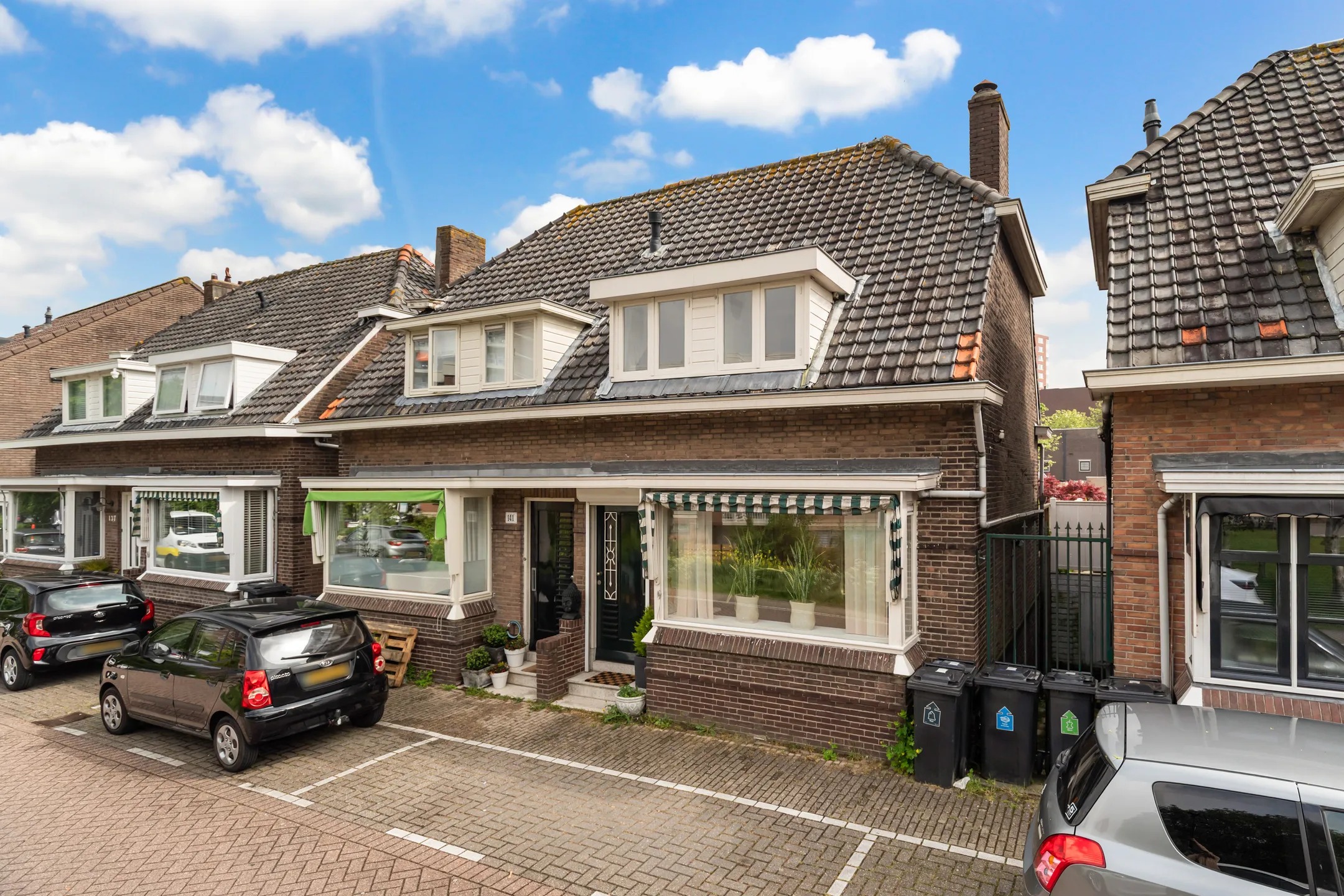 2-onder-1-kapwoning (dijkwoning) Noorder Kerkedijk 143 in Rotterdam