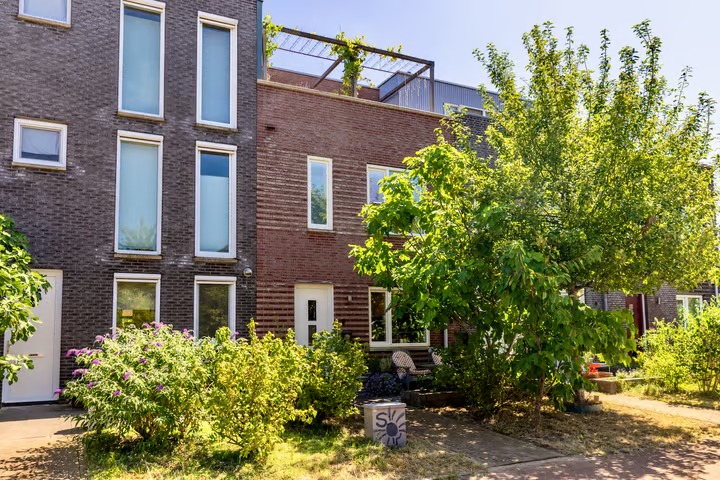 Tussenwoning Baumgartenstraat 26 in Lent