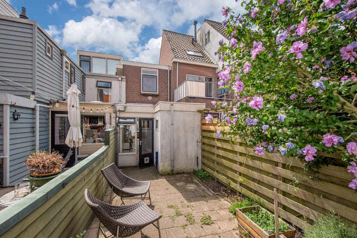 Eengezinswoning, tussenwoning Harmenkokslaan 76 Delft
