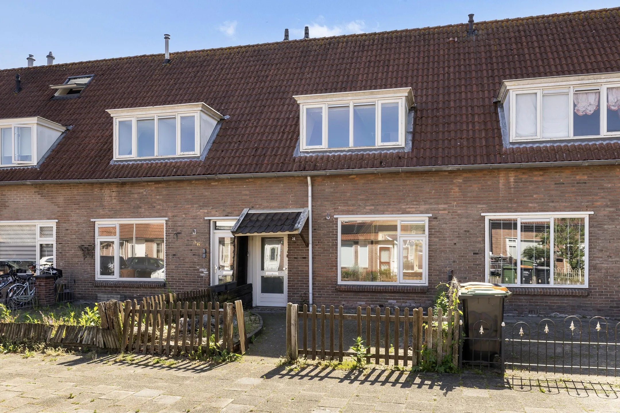 Tussenwoning J van der Veenstraat 34 in Hoogeveen
