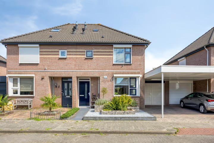 2-onder-1-kapwoning Nieuwhuis 23 in Mierlo