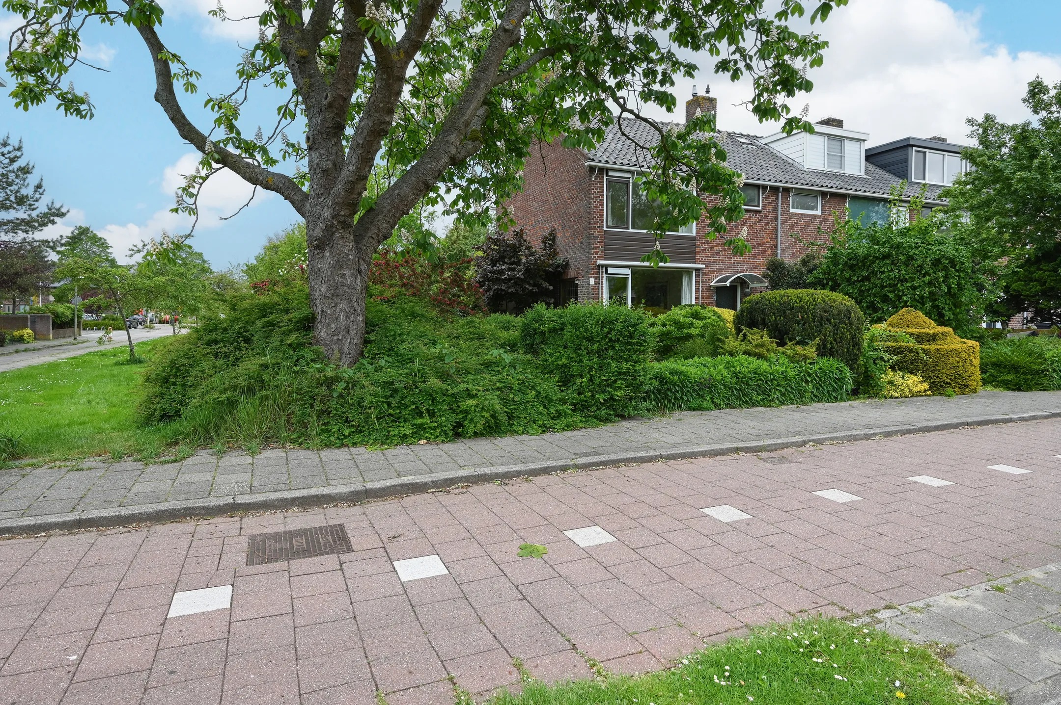 Hoekwoning Zijdelweg 17 in Uithoorn