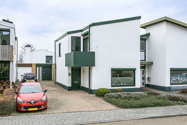 Halfvrijstaande woning Pastoor Heusschenstraat 5 in Brunssum