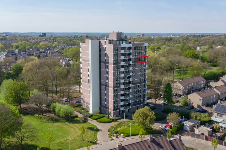 Portiekflat Egstraat 135 in Heerlen