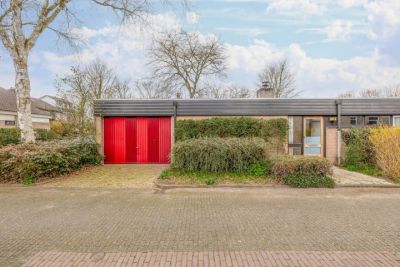 Bungalow, hoekwoning (patiowoning) Plevierenweide 1 in Wageningen