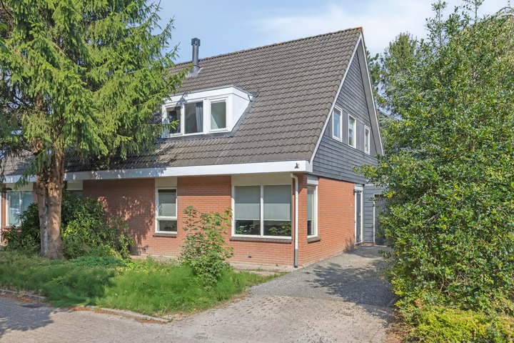 2-onder-1-kapwoning Muidergouw 23 in Almere