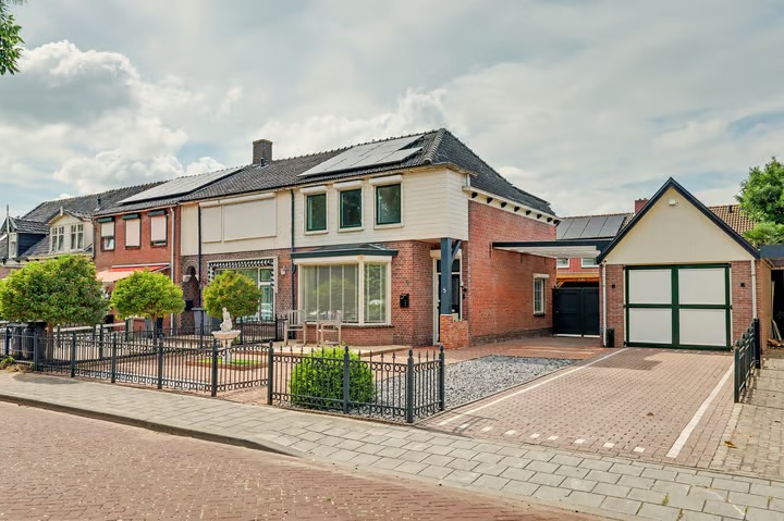 Hoekwoning Boomdijk 5 in Hansweert