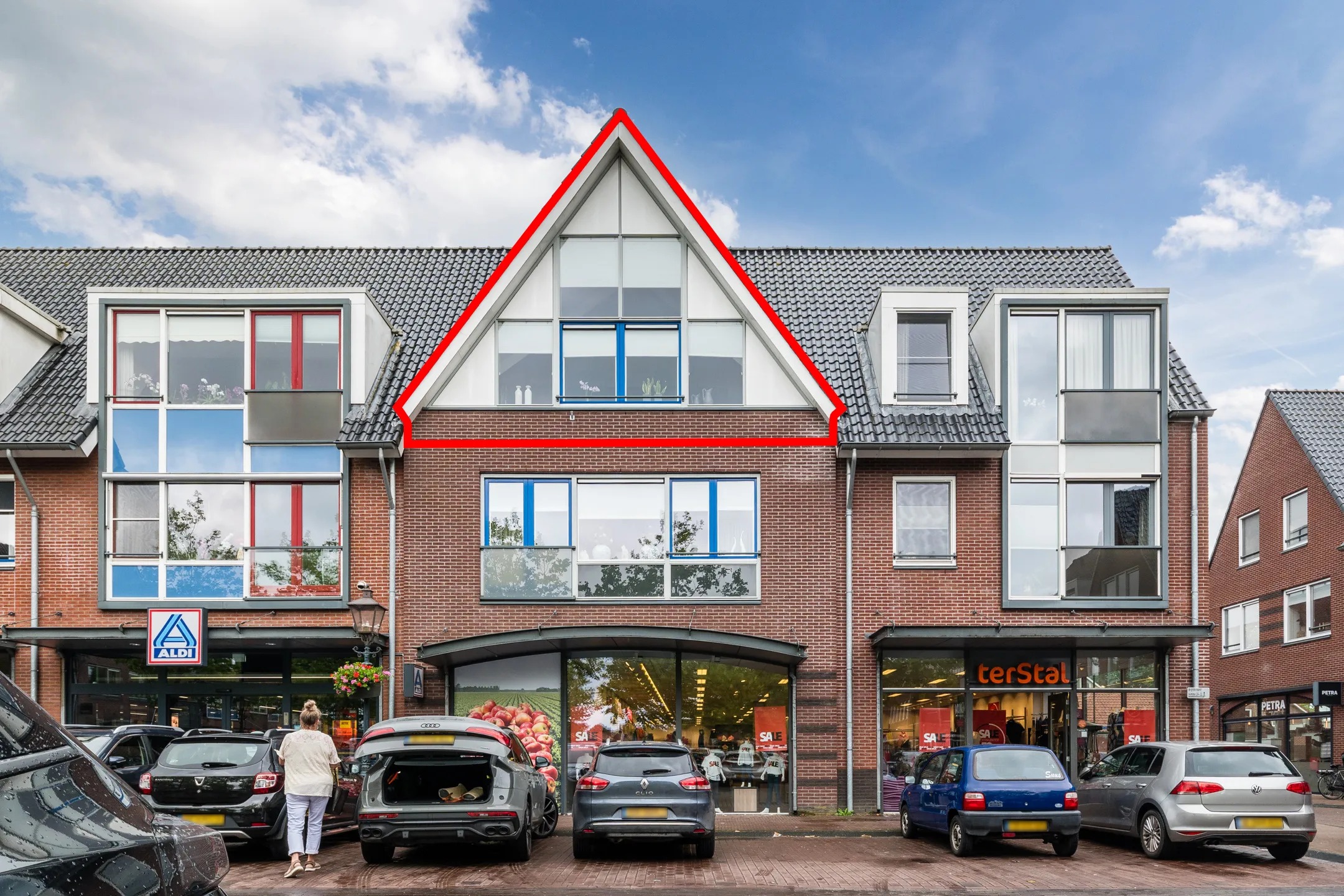 Galerijflat Grote Markt 30 in Nieuwleusen