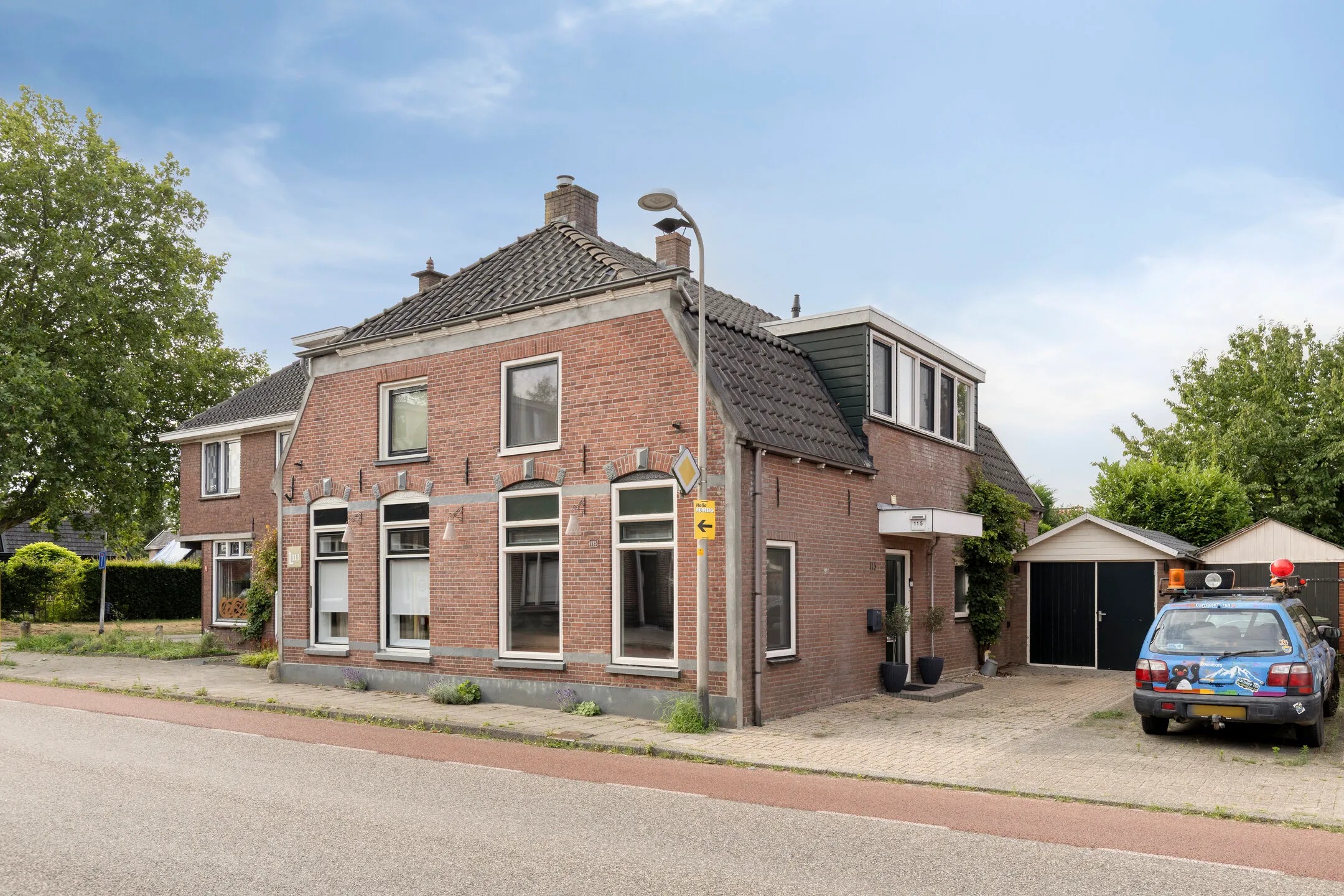 2-onder-1-kapwoning Kerkstraat 115 in Goor