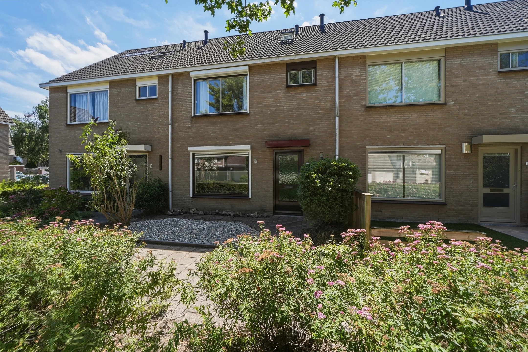 Tussenwoning Ganzestraat 12 in Heinkenszand