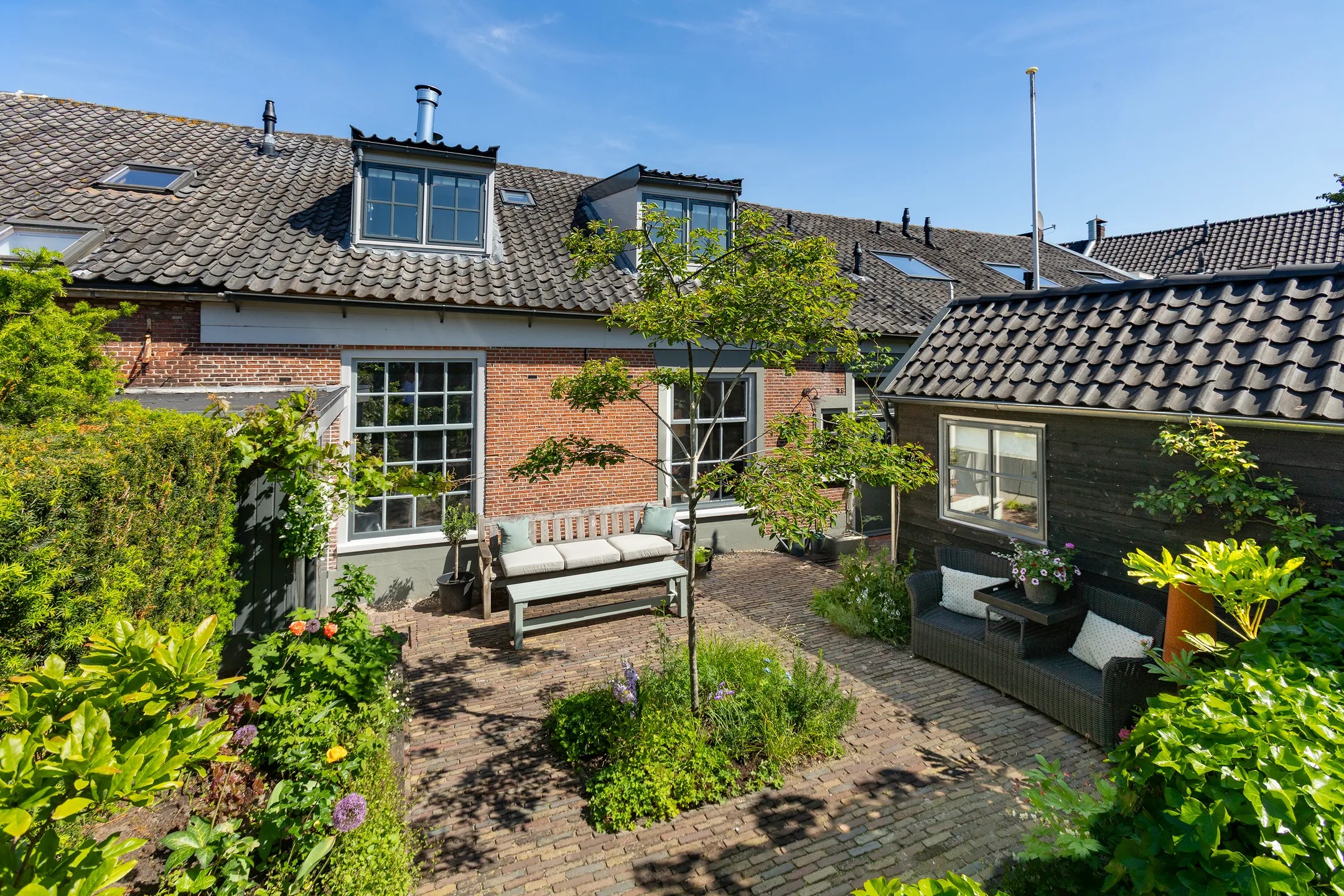 Tussenwoning Waterstraat 3 in Huizen
