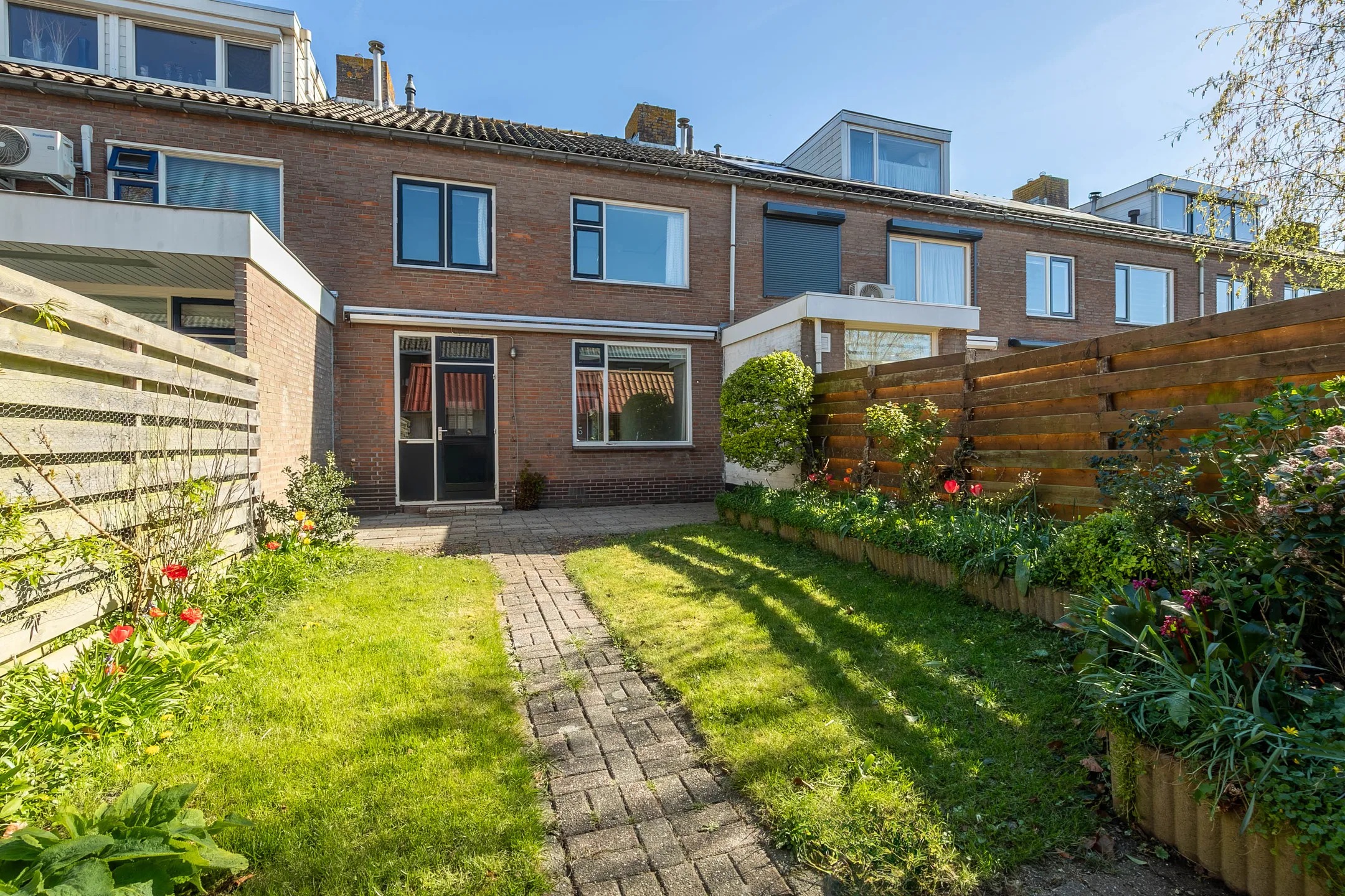 Tussenwoning Nassaustraat 31 in Arkel