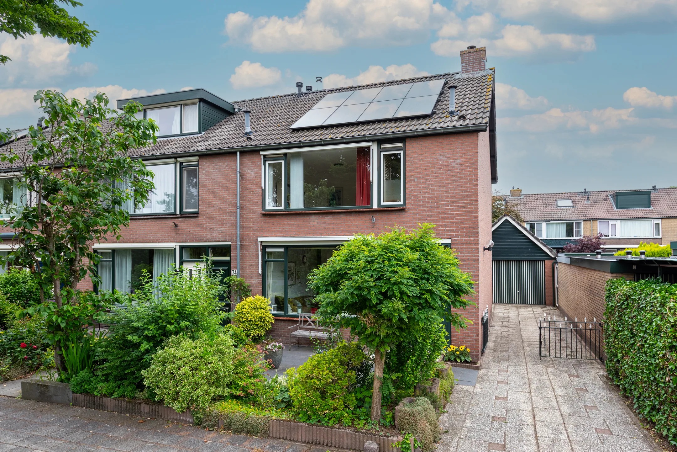 Hoekwoning Kievitlaan 32 in Maartensdijk