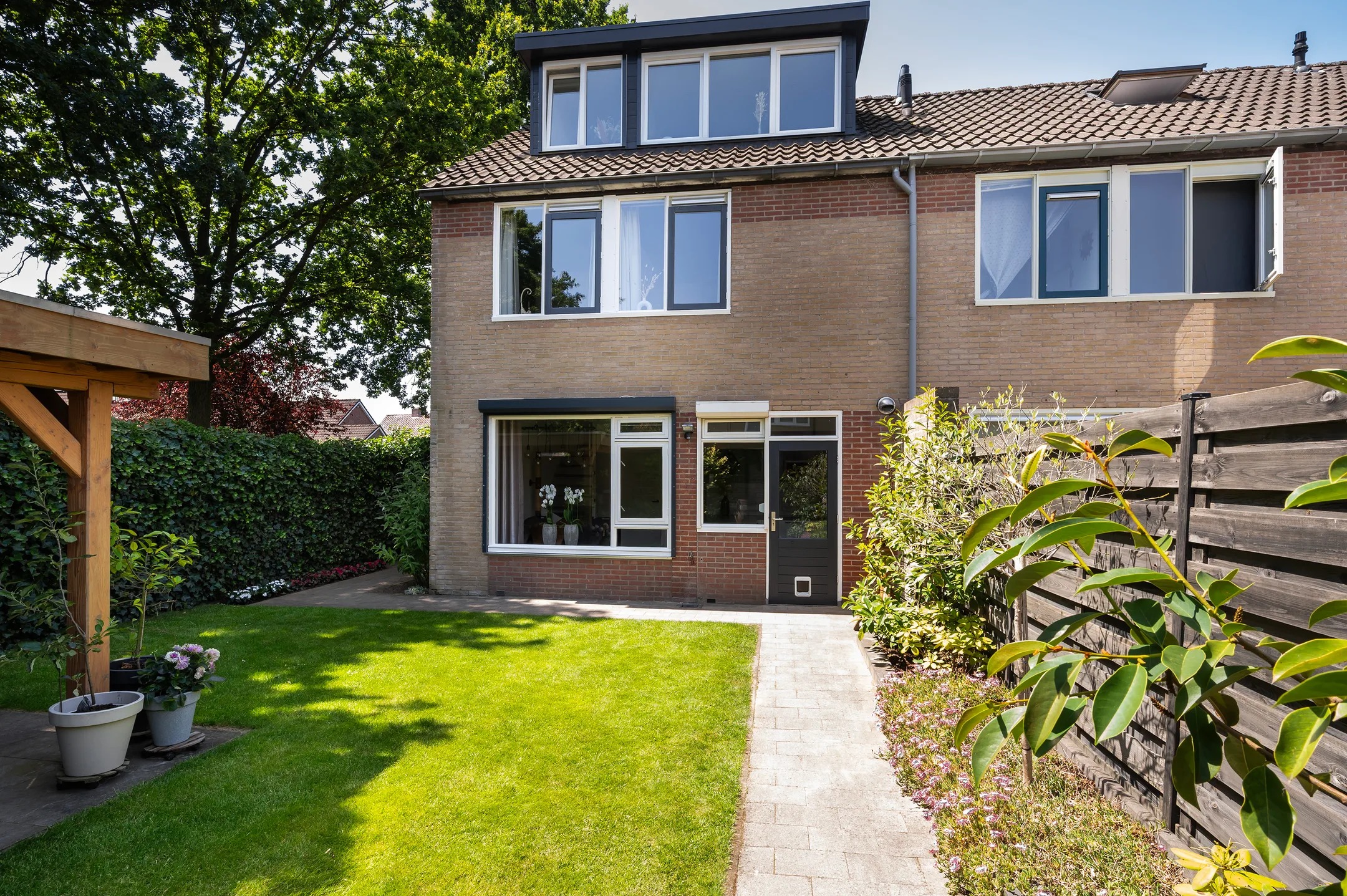 Hoekwoning Lage Veld 29 in Aalten