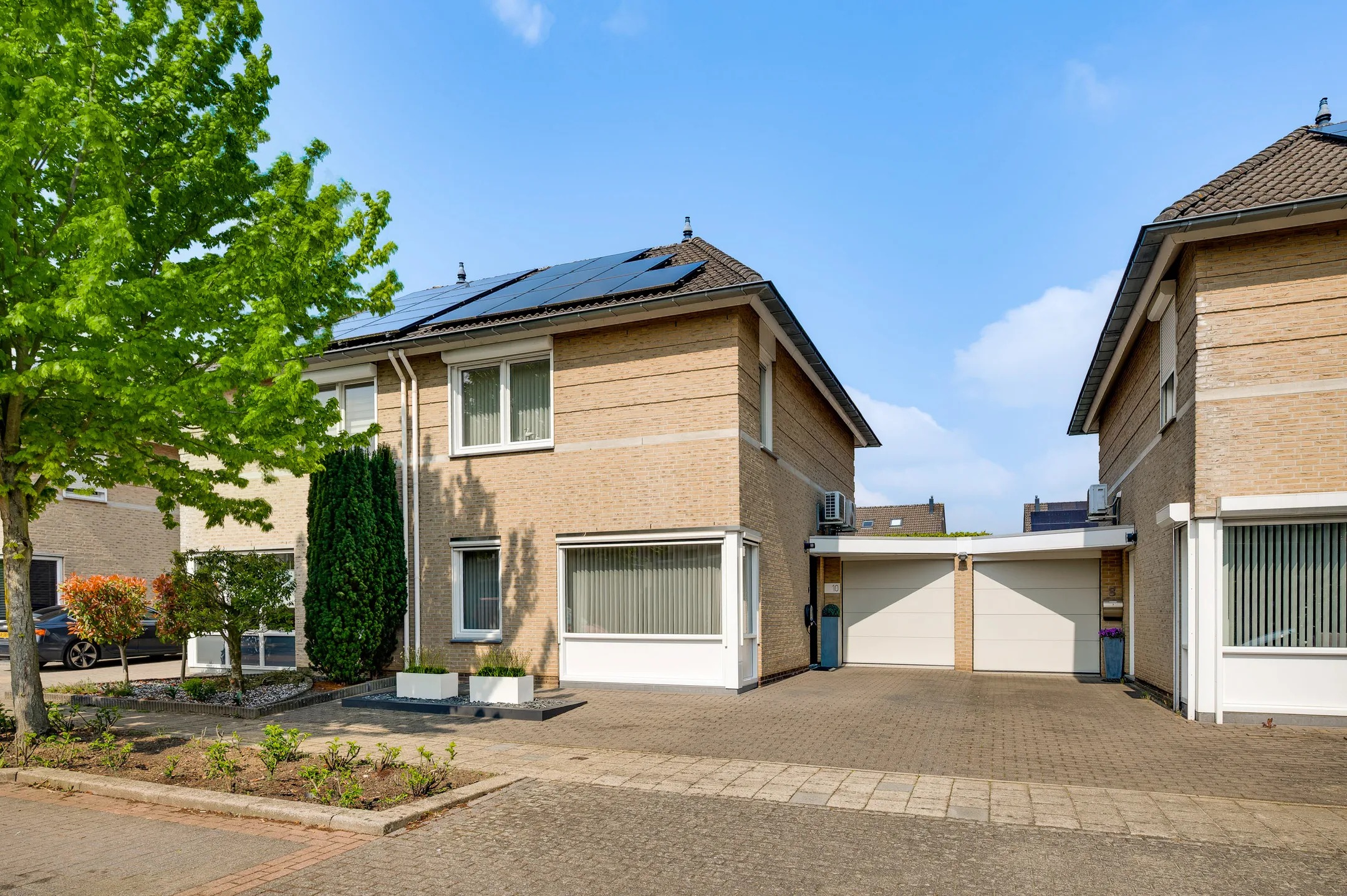 2-onder-1-kapwoning Socratesstraat 10 in Brunssum