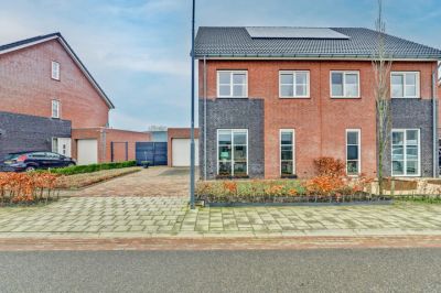 Eengezinswoning, 2-onder-1-kapwoning Meestoof 15 in Colijnsplaat