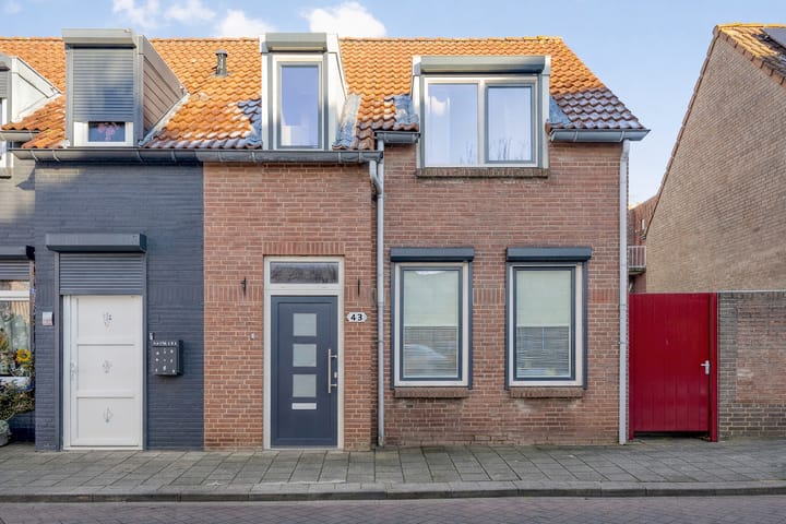 Hoekwoning Dijkstraat 43 Terneuzen