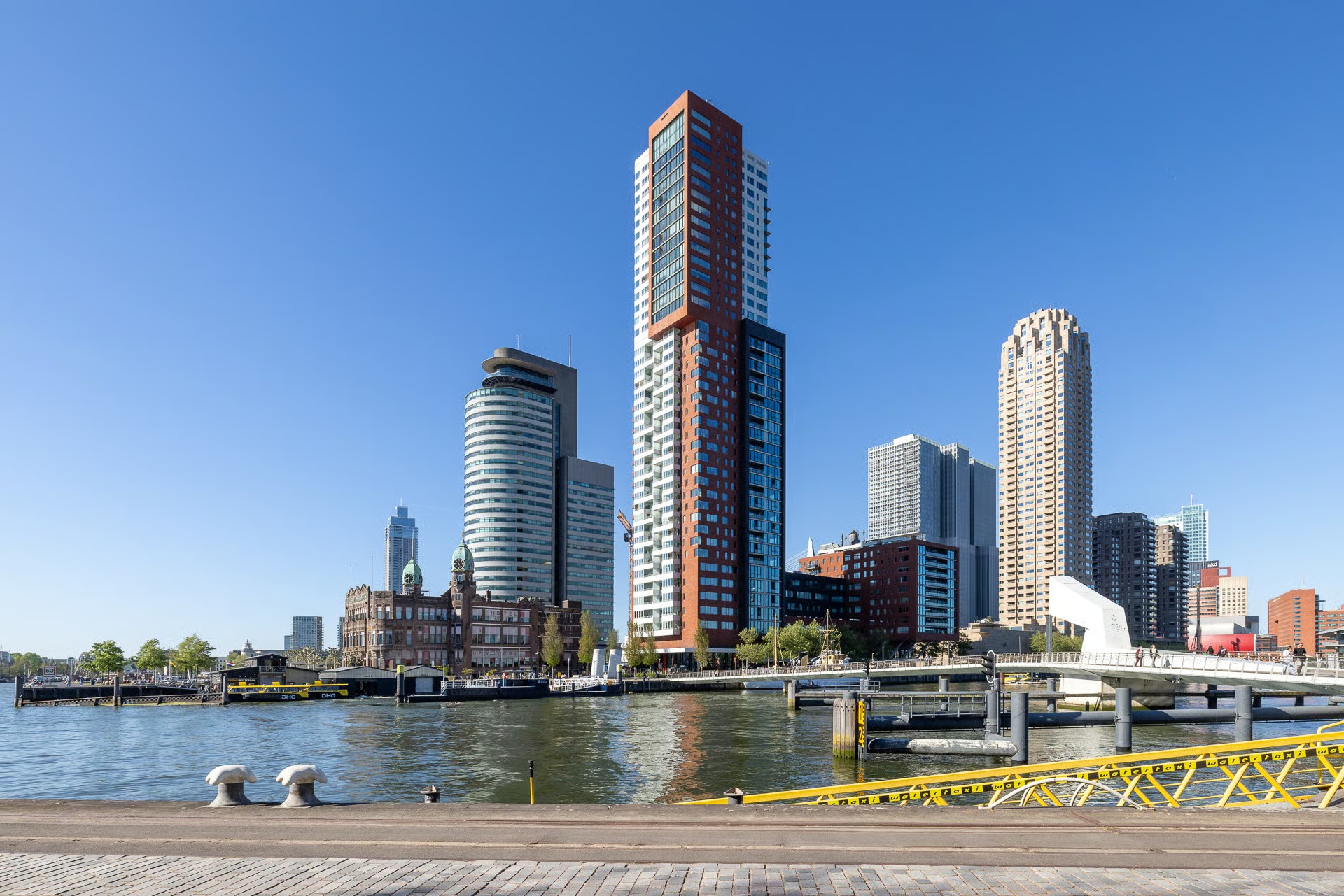 Portiekflat Landverhuizersplein 91 in Rotterdam