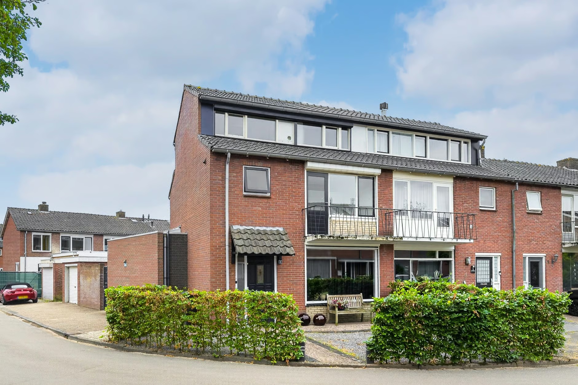 Hoekwoning Hazelaarstraat 1 in Sint-Michielsgestel