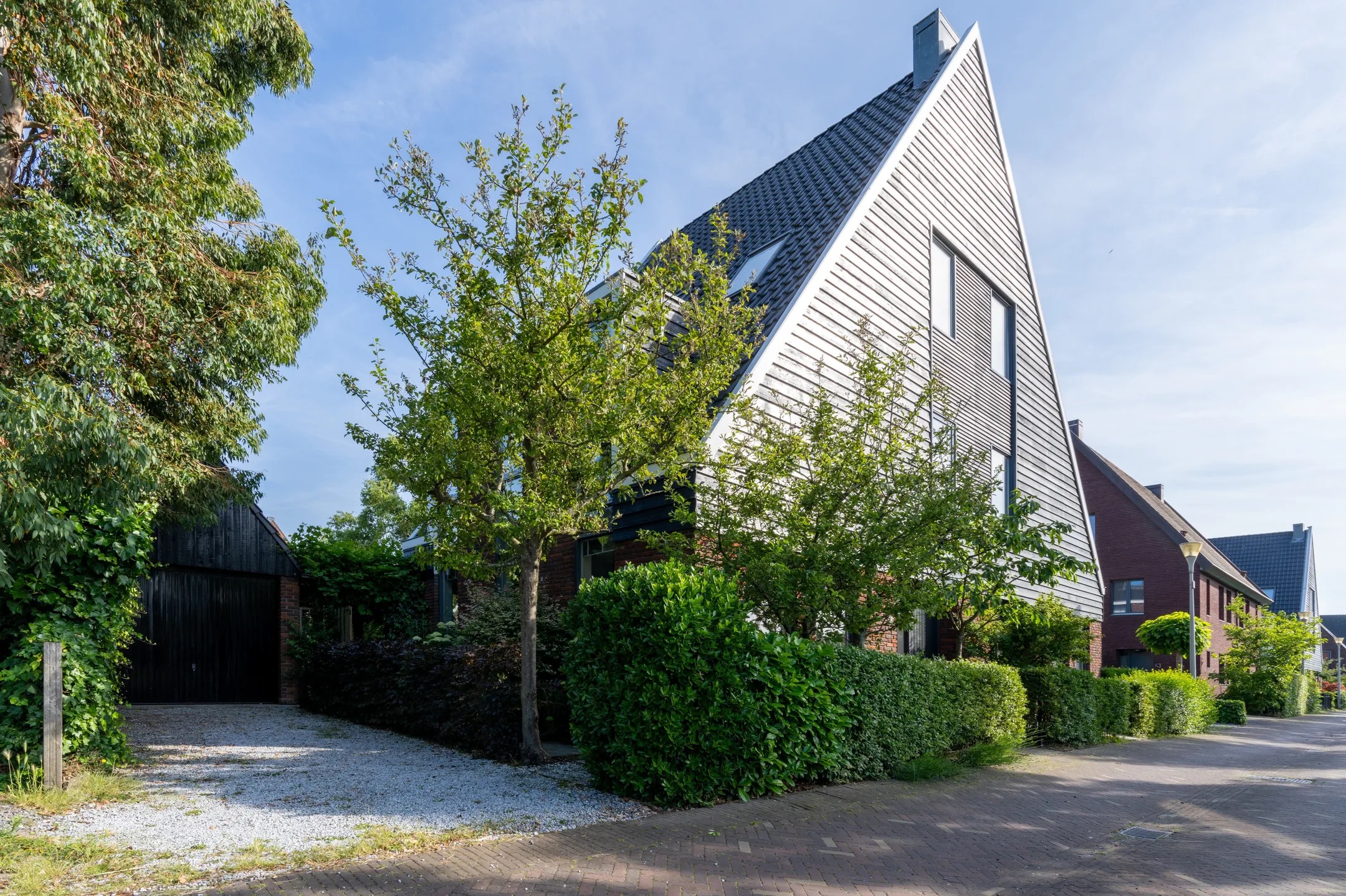 2-onder-1-kapwoning Gentiaan 47 in Den Haag