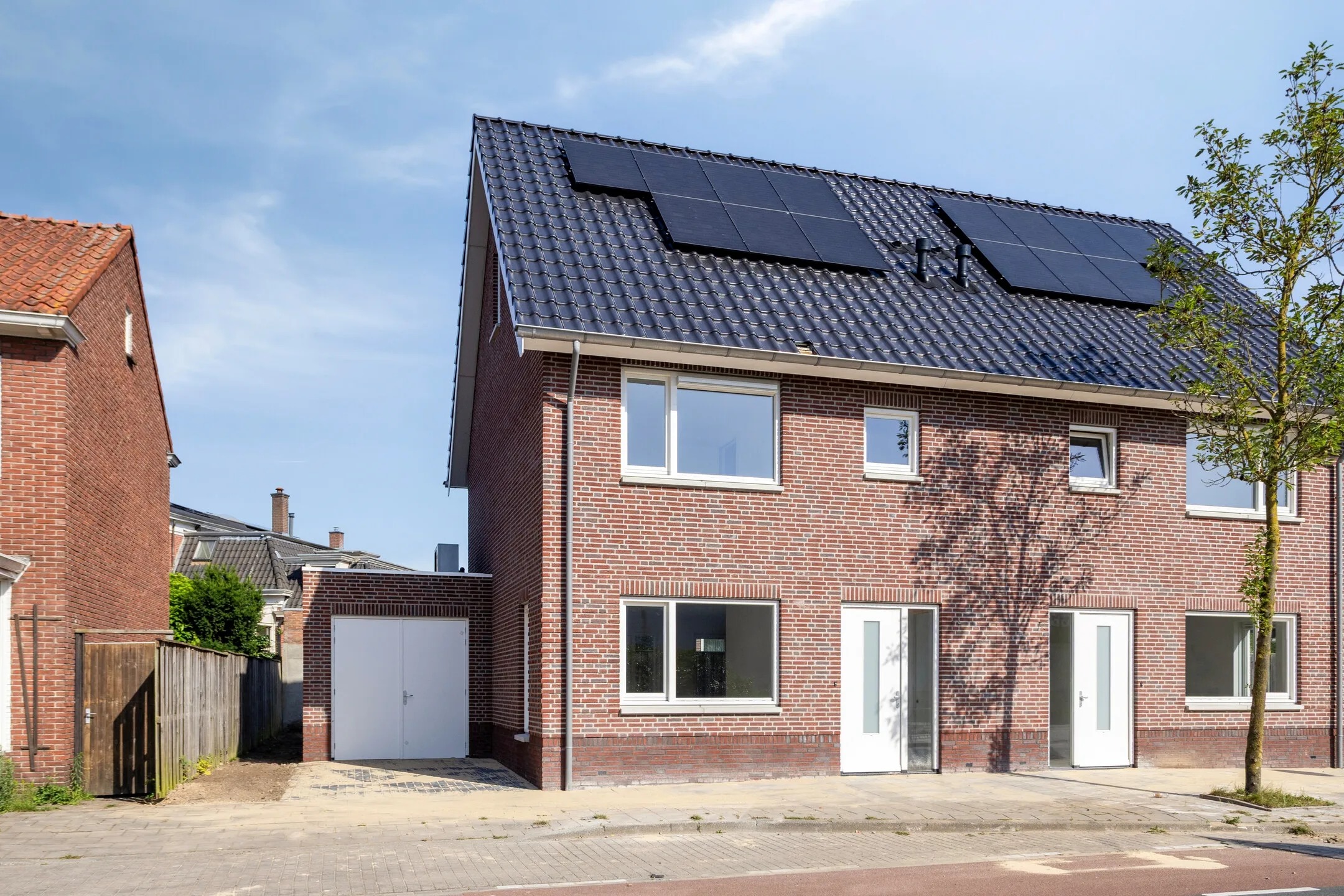 2-onder-1-kapwoning Broekheurnerweg 28 in Enschede