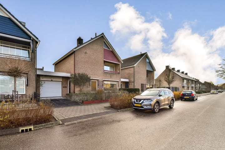 Halfvrijstaande woning Vlietweg 3 in Barendrecht