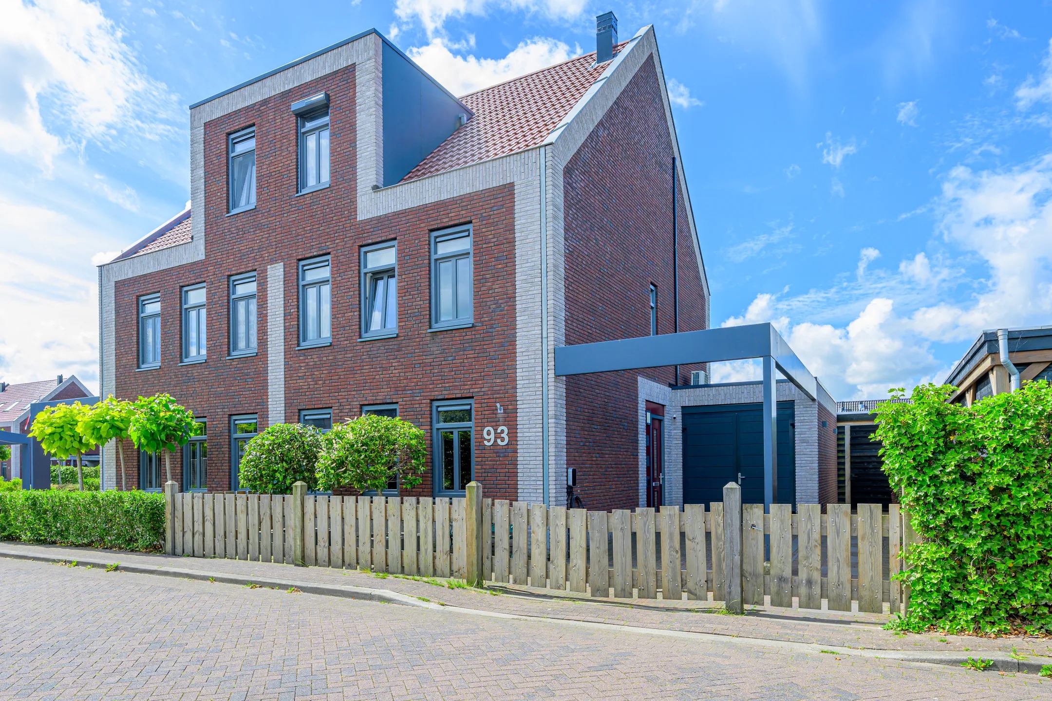 2-onder-1-kapwoning Nachtegaalstraat 93 in Heerhugowaard