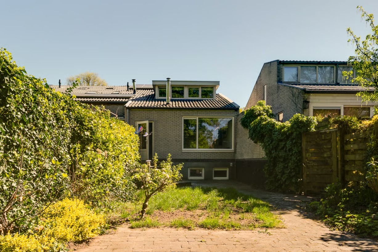Geschakelde woning De Wouden 43 in Assen