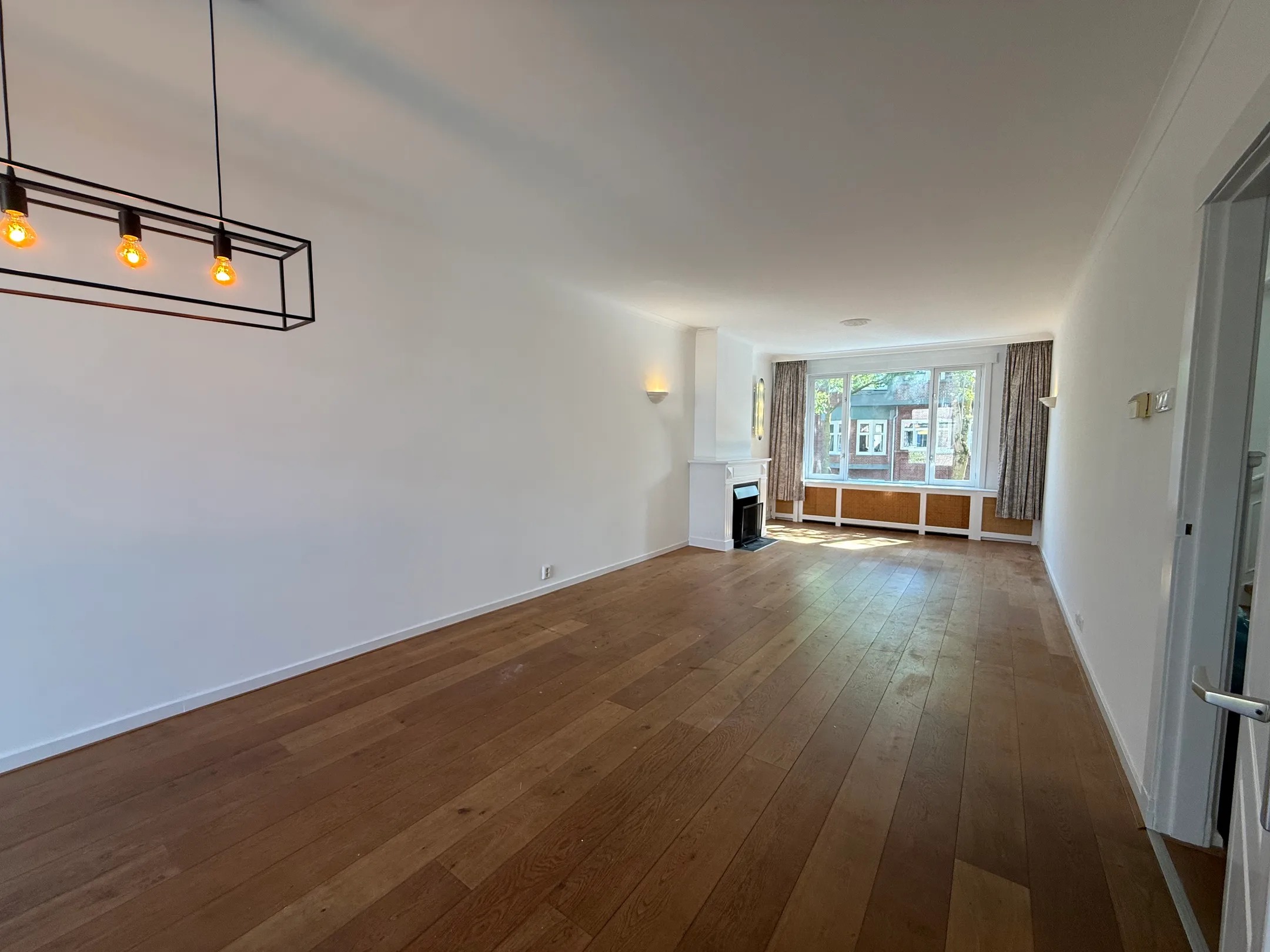 Bovenwoning Azaleastraat 84 in Den Haag