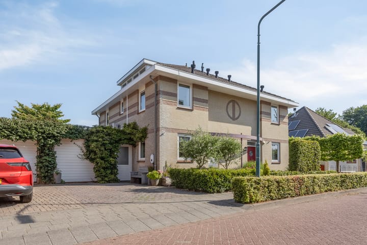 Eengezinswoning, 2-onder-1-kapwoning Walkvat 64 in Alphen