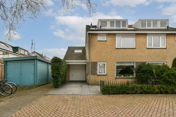 Geschakelde 2-onder-1-kapwoning De Vriendschap 37 Amstelveen