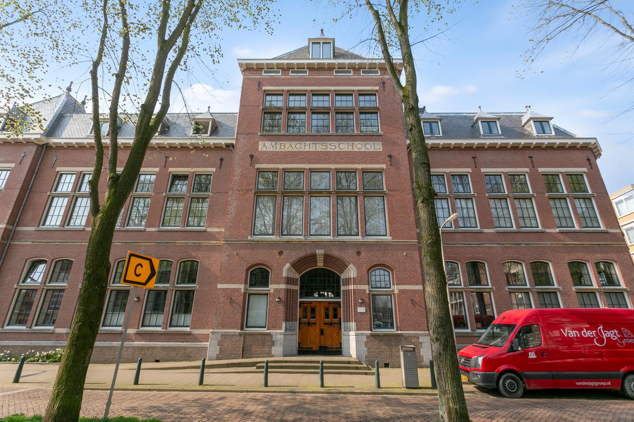Eindwoning (hofjeswoning) Nieuwe Haven 163 in Den Haag