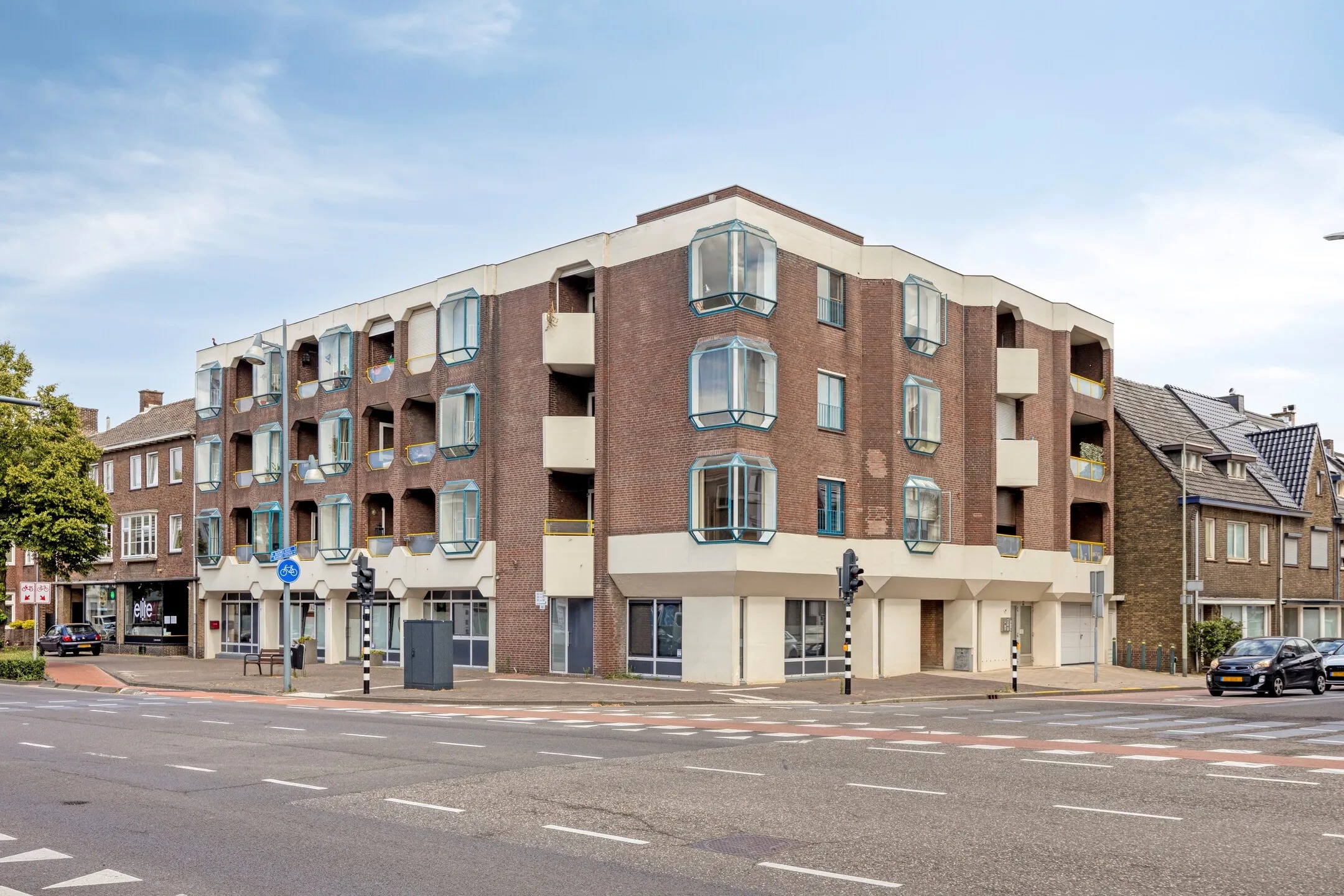 Portiekflat Rijksweg Noord 1 DI in Geleen
