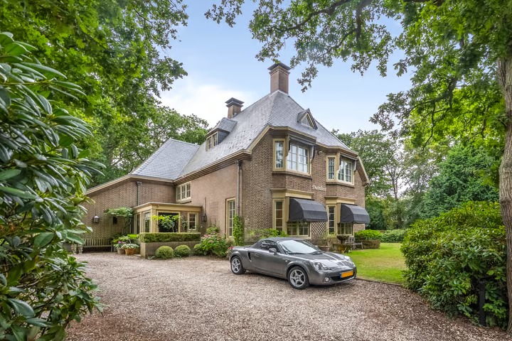 Vrijstaande woning Brederodelaan 77 in Bloemendaal