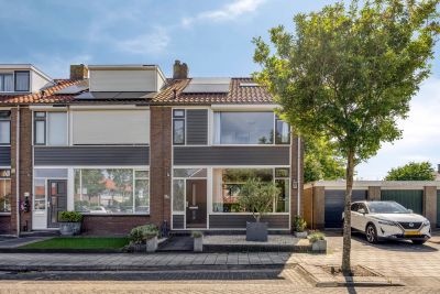 Hoekwoning Korenbloemstraat 59 in Stolwijk