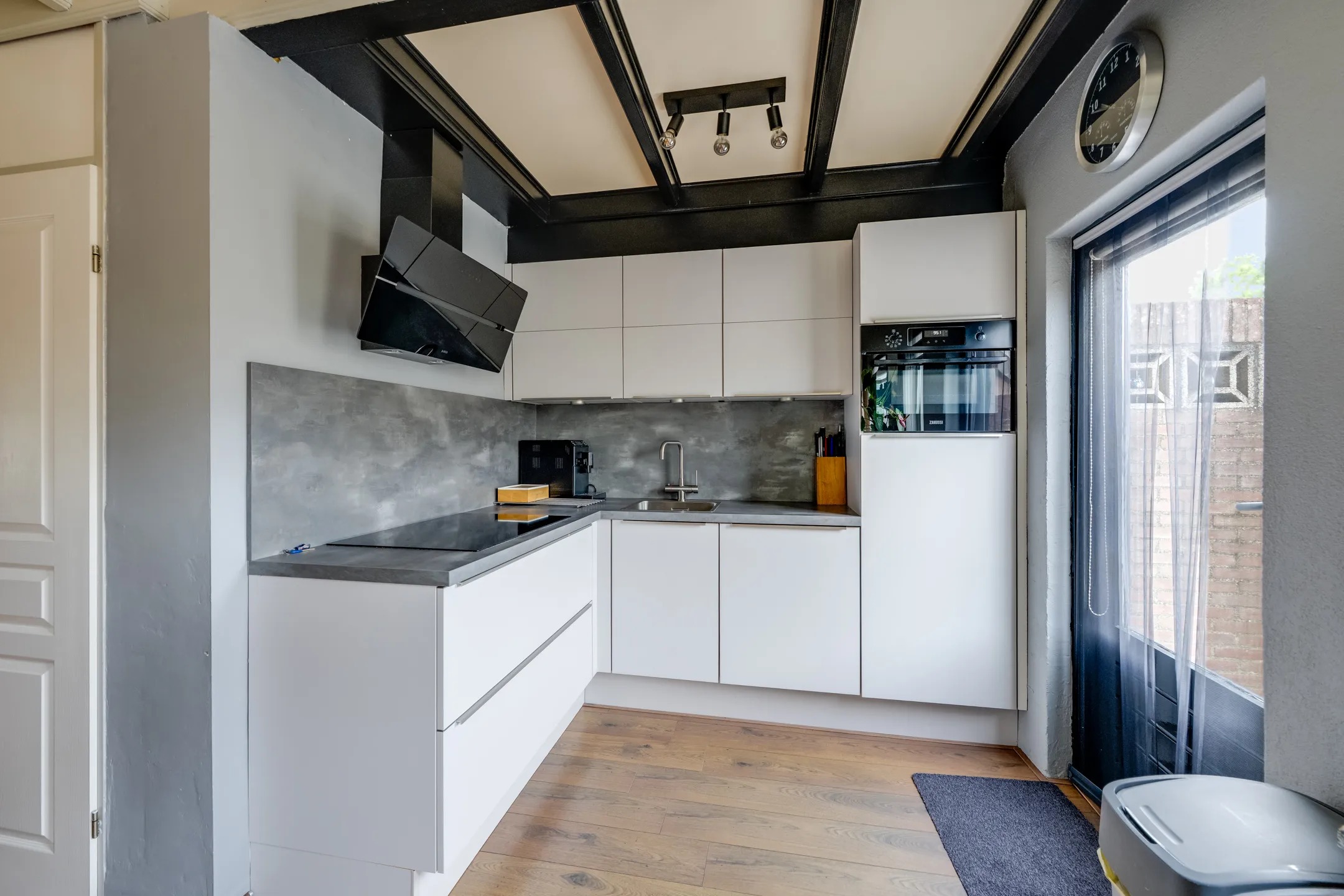 Hoekwoning Wielewaal 66 in Etten-Leur