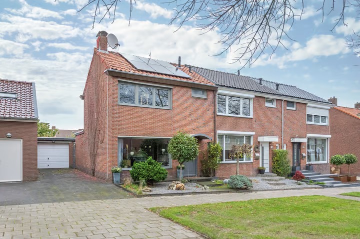 Halfvrijstaande woning Winricusstraat 24 Kerkrade