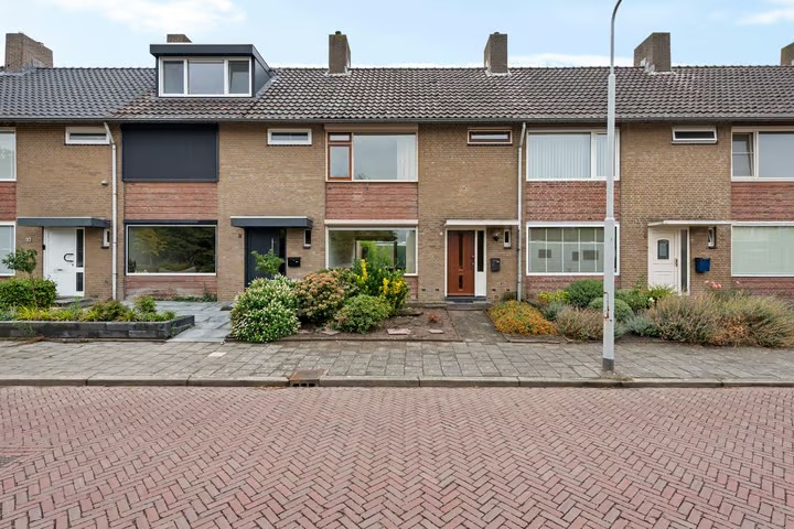 Tussenwoning Dr. C.R. Hermansstraat 6 in Best