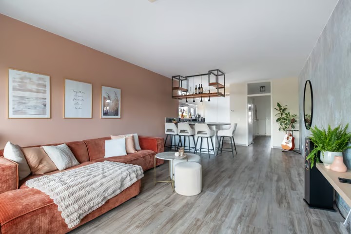 Portiekflat Plein 78 in Wateringen