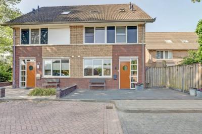 Eengezinswoning, 2-onder-1-kapwoning Druivengaarde 28 in Dongen