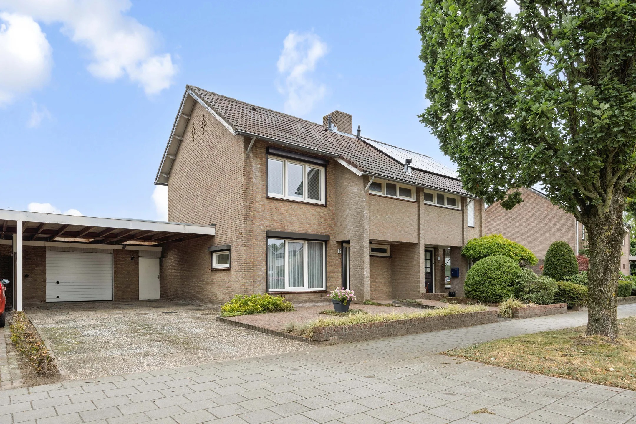 2-onder-1-kapwoning Steenovenweg 9 in Deurne