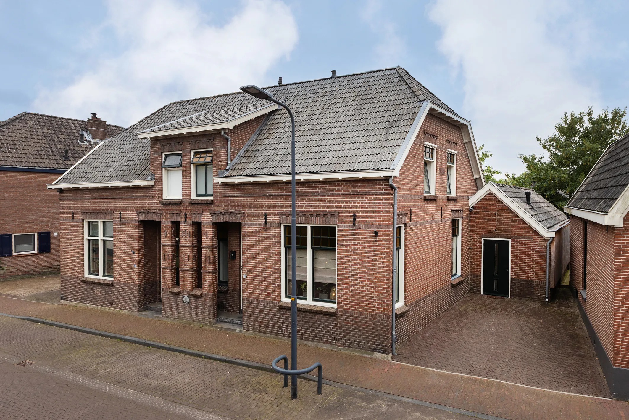 2-onder-1-kapwoning Nieuwstraat 18 in Neede