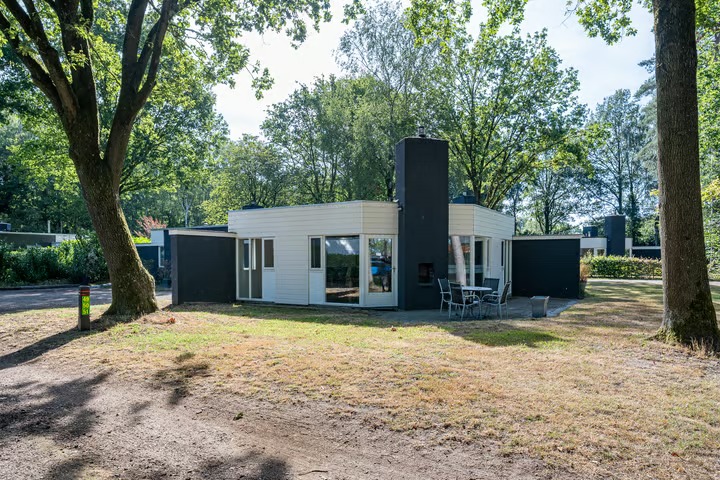Geschakelde woning Ermerzand 49 Erm