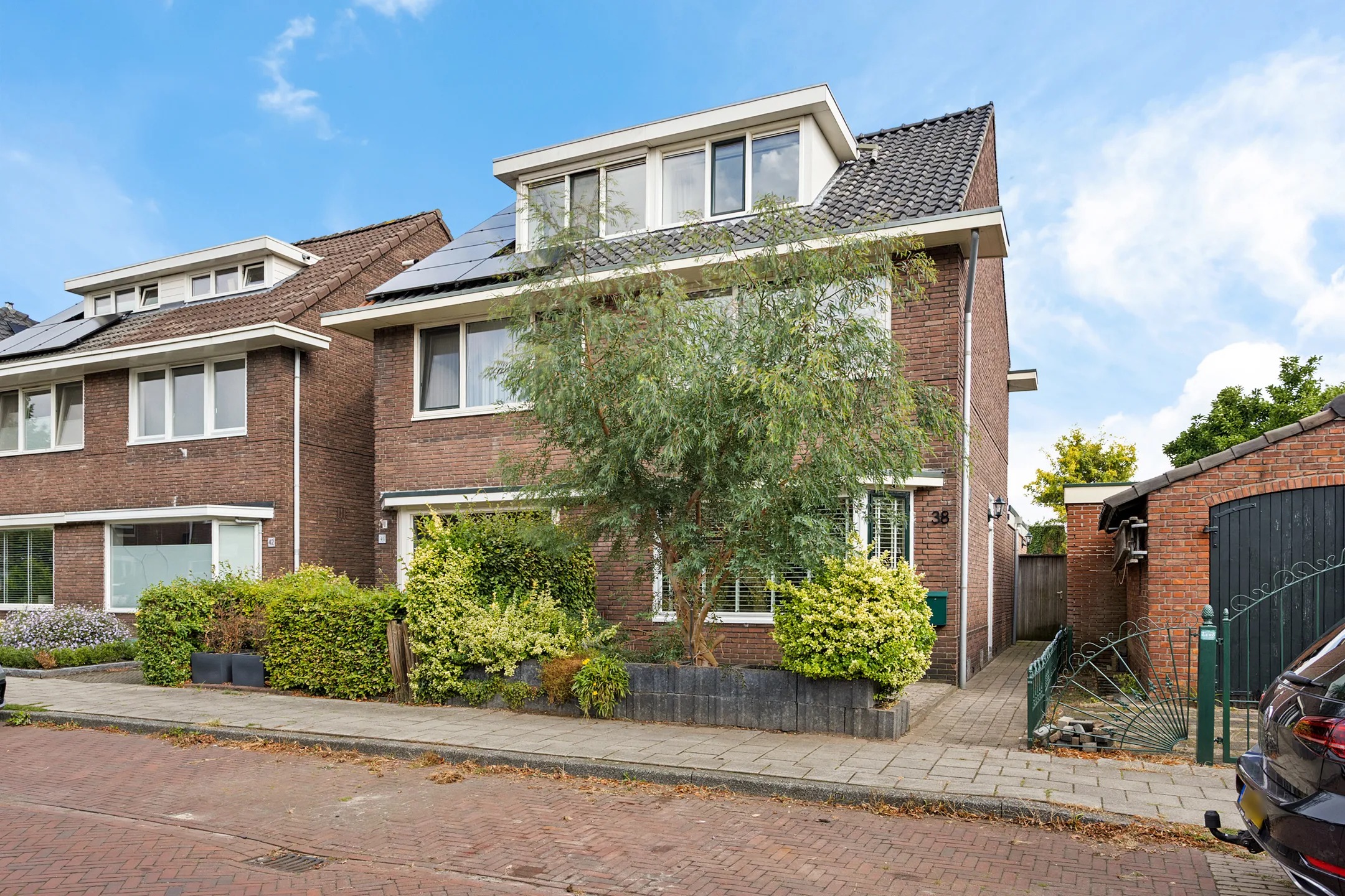 2-onder-1-kapwoning Lindestraat 38 in Enschede