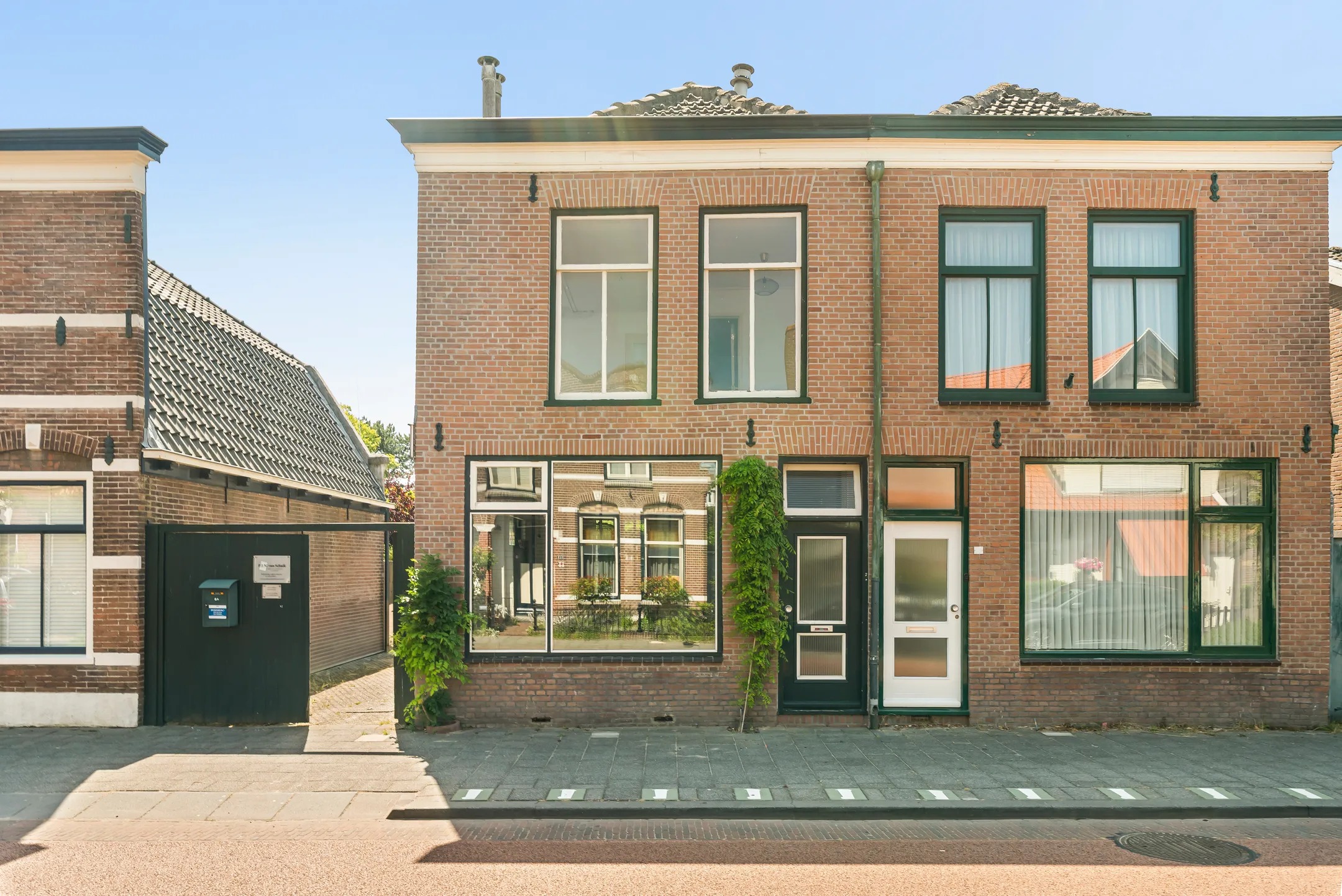 2-onder-1-kapwoning Groenelaan 8 in Beverwijk